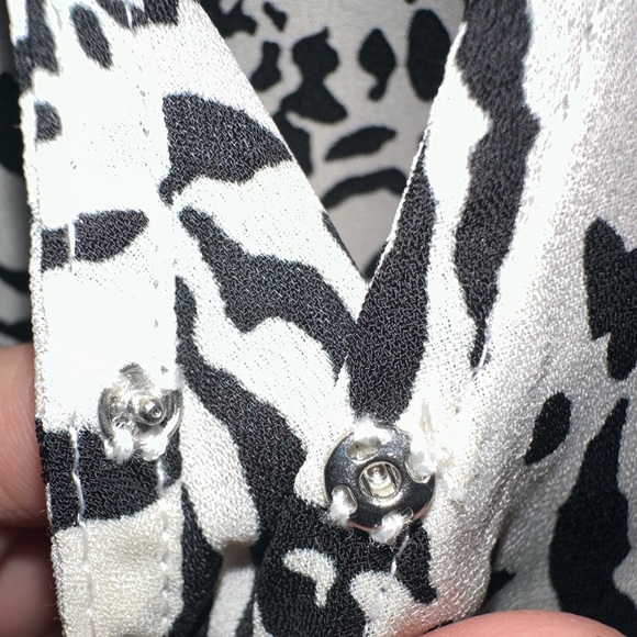 Nwt active usa zebra print top - Picture 3 of 7